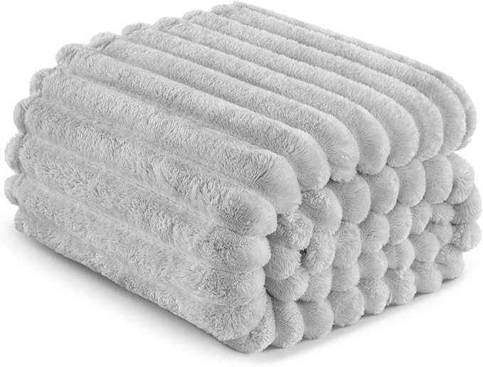 Exclusivo Mezcla Striped Queen Size Fleece Blanket - Image 8