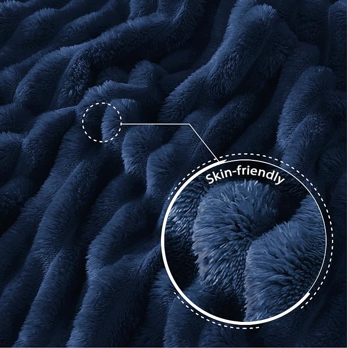 Exclusivo Mezcla Striped California King Size Fleece Blanket - Image 7