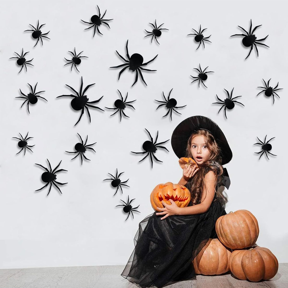 210 Pcs Halloween Spider Decorations Indoor, 4 Sizes 3D Plastic Spider Stickers Halloween Party Supplies Decorations for Home Wall Stickers Decor - Indoor Outdoor Room Window Décor