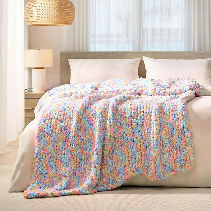 L'AGRATY Chunky Knit Throw Blanket by LAGRATY