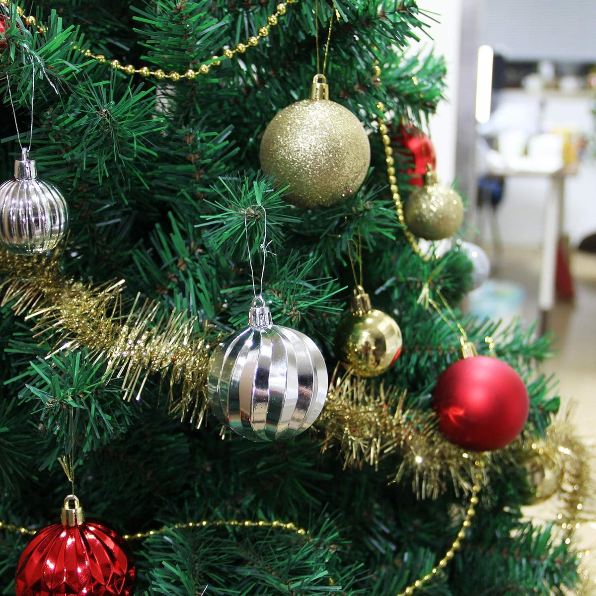 Lulu Home Christmas Ball Ornaments, 34 Ct 1.57" Pre-Strung Hanging Ornament Decorations, Xmas Shatterproof Plastic Balls for Holiday Party Wreath Garlands Trees, Golden