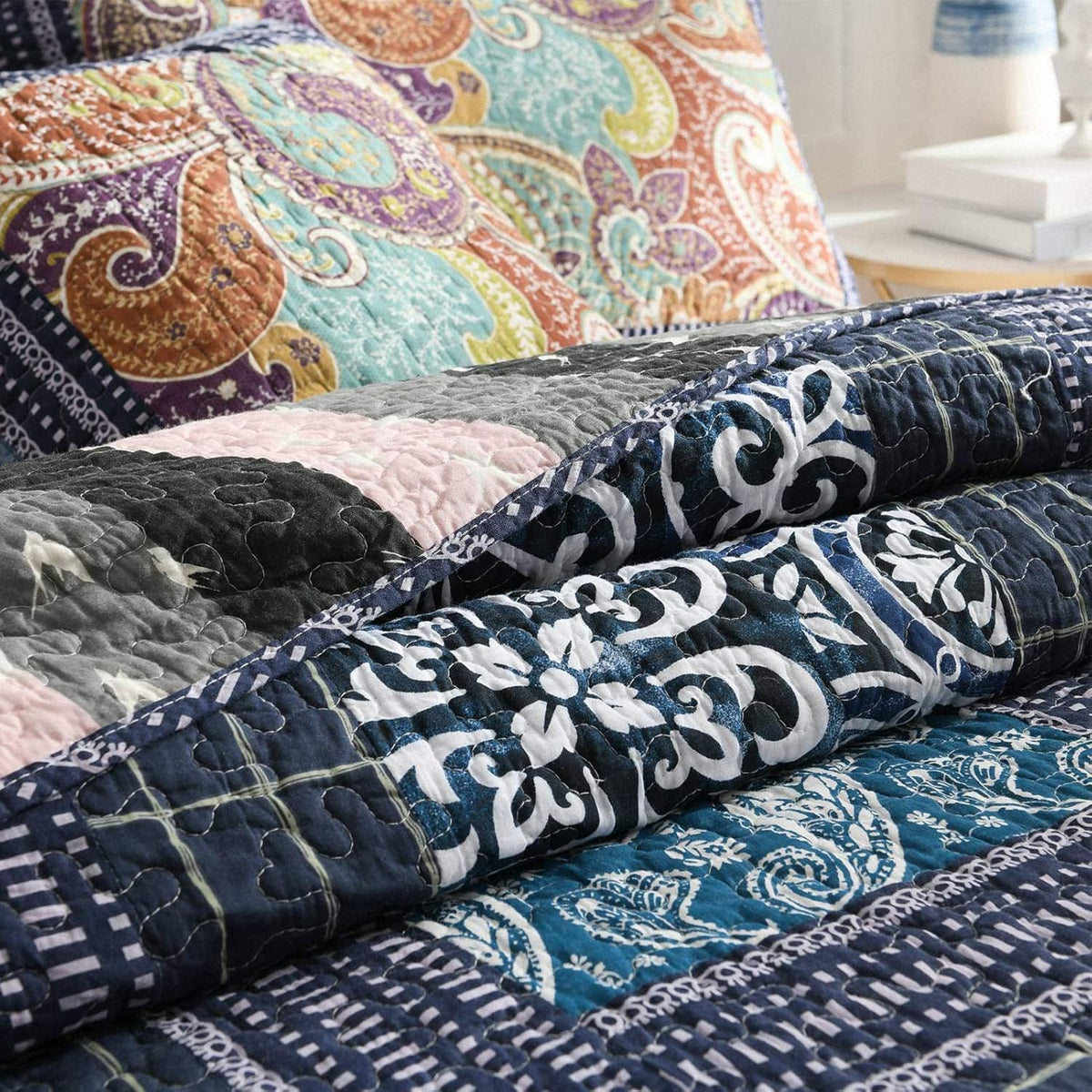 NEWLAKE Cotton Patchwork Bedspread, 3-Piece Bedding Quilt Set with Real Stitched Embroidery, Reversible Matelasse Bed Coverlet Set,Vintage Flowery Grid,Queen Size