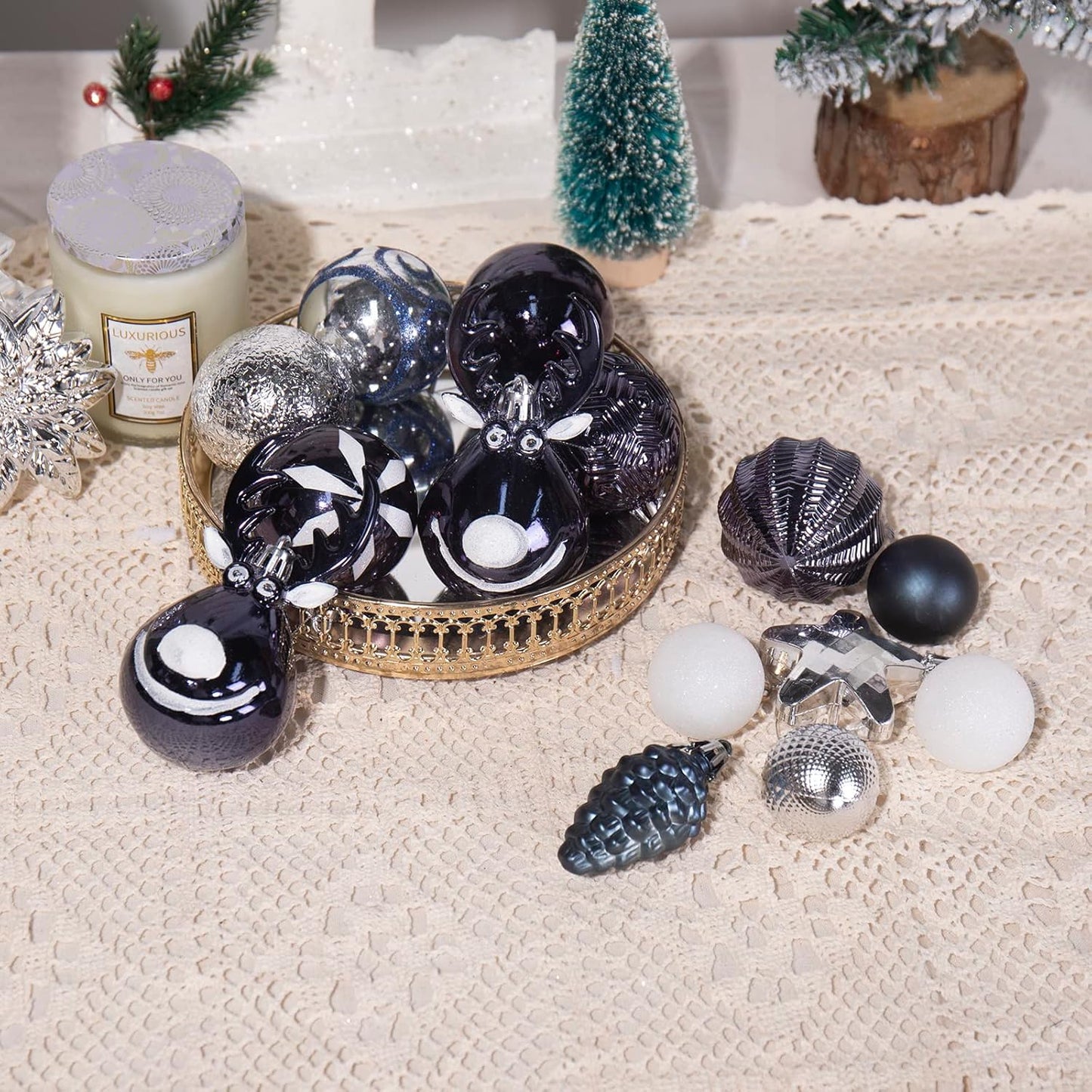 100 Pack Christmas Ball Ornaments,Navy Blue and White Plastic Christmas Balls Shatterproof Christmas Tree Decorations in Indoor,Holiday Xmas Tree Decor Hanging Baubles Balls