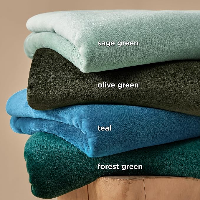 Bedsure GentleSoft Fleece Blanket Twin Size Olive Green - Image 5