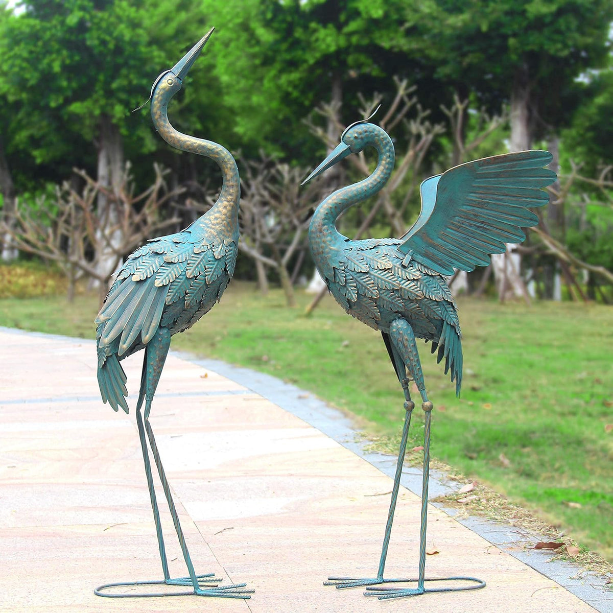 33-37 Inch Metal Crane Garden Statue Décor, Bird Garden Sculpture & Statues, Outdoor Decoration for Yard Patio Lawn Backyard Pool, Vintage Spread Wings Crane, Set of 2