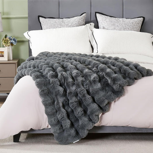 DREAMNINE Large Soft Thick Fuzzy Bubble Faux Rabbit Fur Bed Blanket Full Size 70" x 80",Reversible Gray Plush Big Warm Shaggy Fluffy Blankets for Winter,Solid Luxury Cozy Cute Bumpy Furry Blanket,Grey