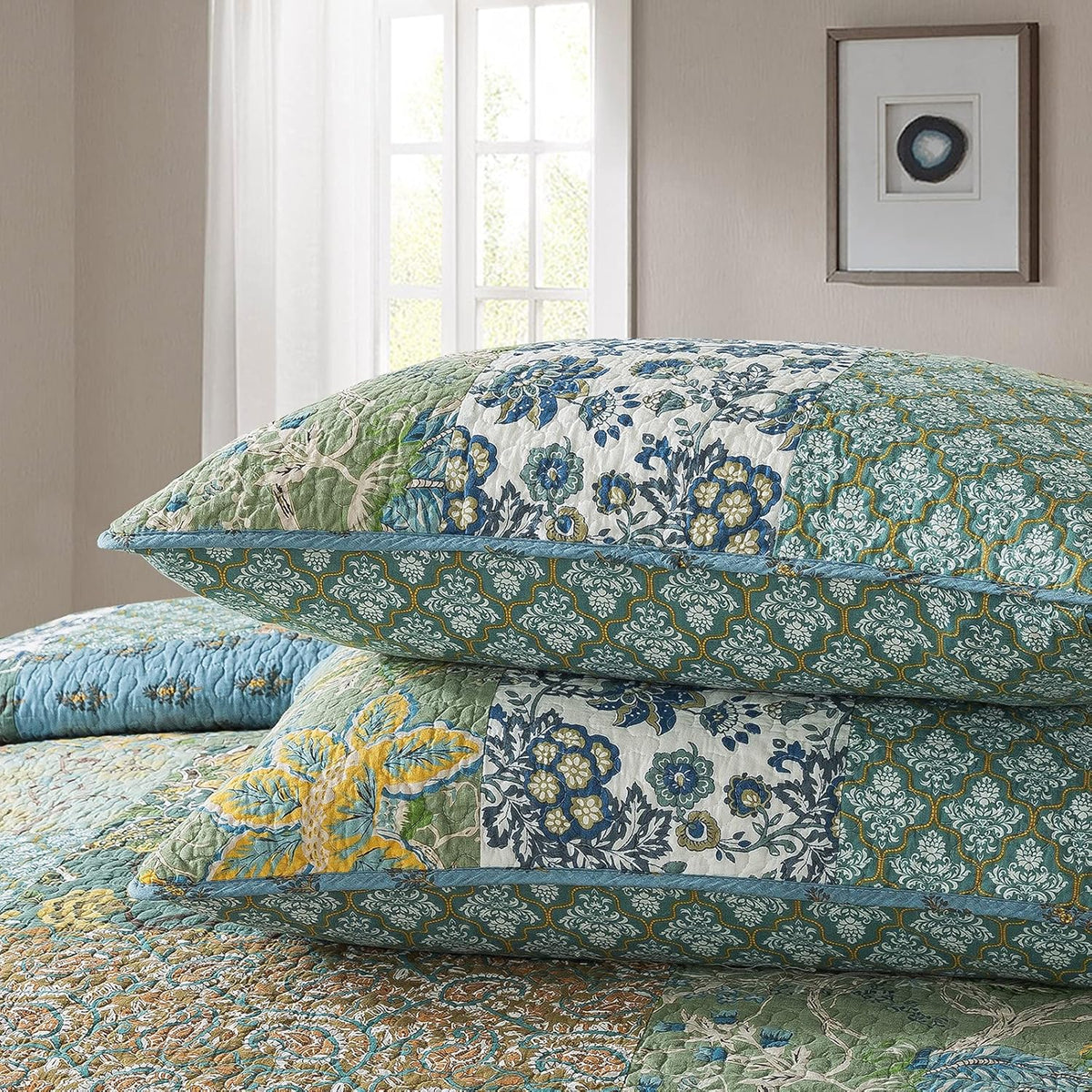 NEWLAKE Cotton Patchwork Bedspread, 3-Piece Bedding Quilt Set with Real Stitched Embroidery, Reversible Matelasse Bed Coverlet Set,Green Farmhouse Garden,King Size