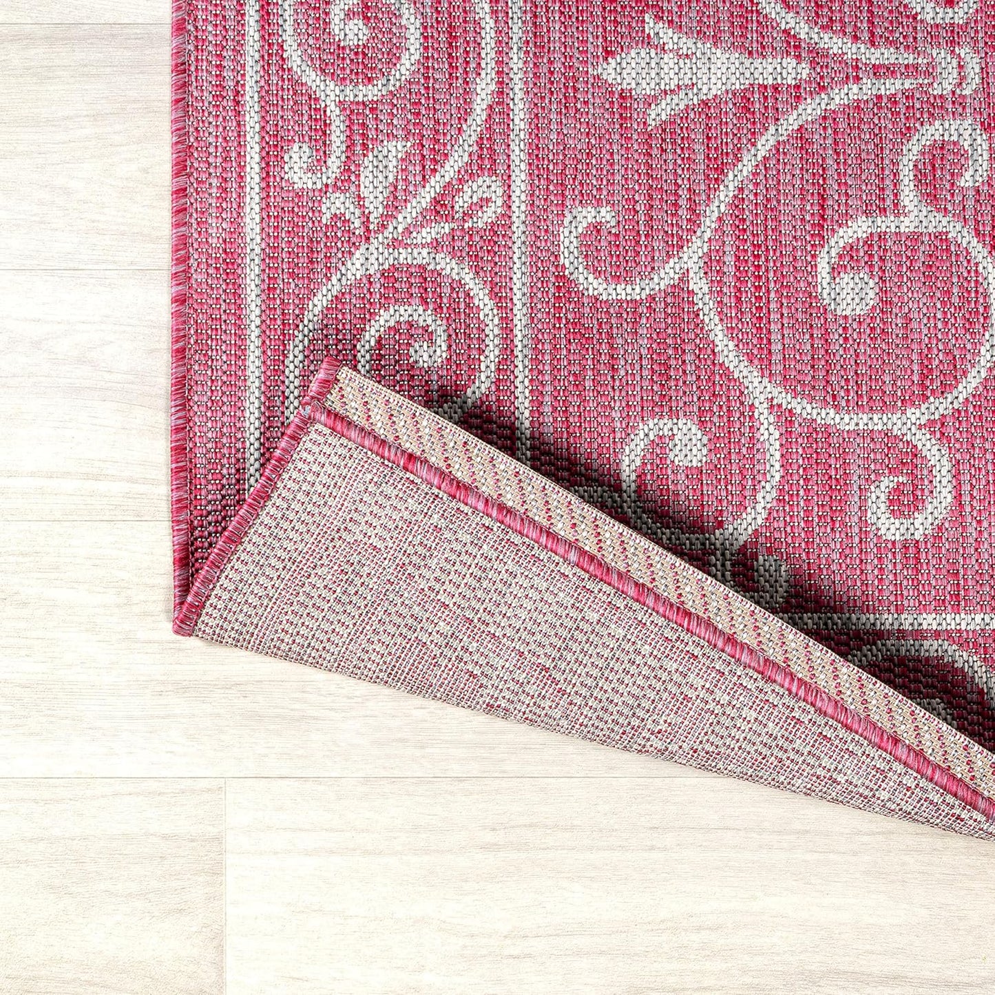 JONATHAN Y Vintage Filigree Indoor Outdoor Square Area Rug 5X5 Fuchsia/Light Gray, Charleston Textured Weave for Backyard, Patio, Porch, Easy-Cleaning, Pet-Friendly, Non-Shedding (SMB106J-5SQ)